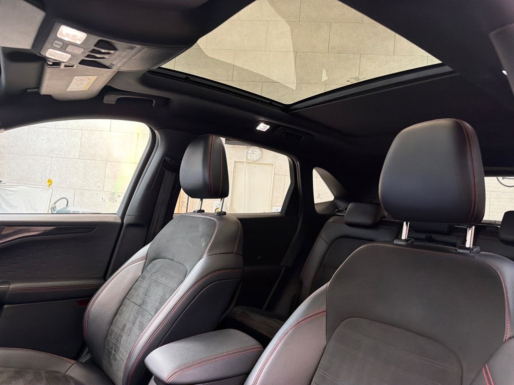 Ford Kuga ST-Line X billede 15