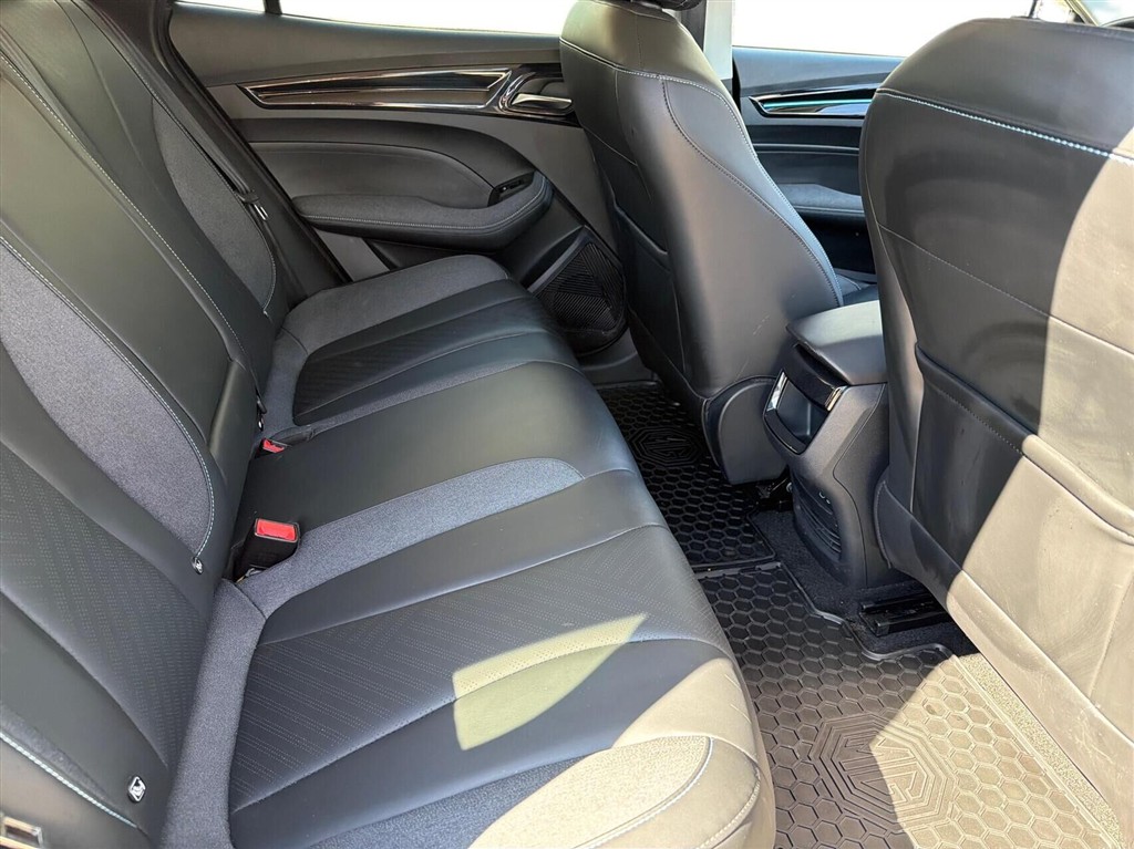 MG MG5 Electric Long Range Luxury billede 12