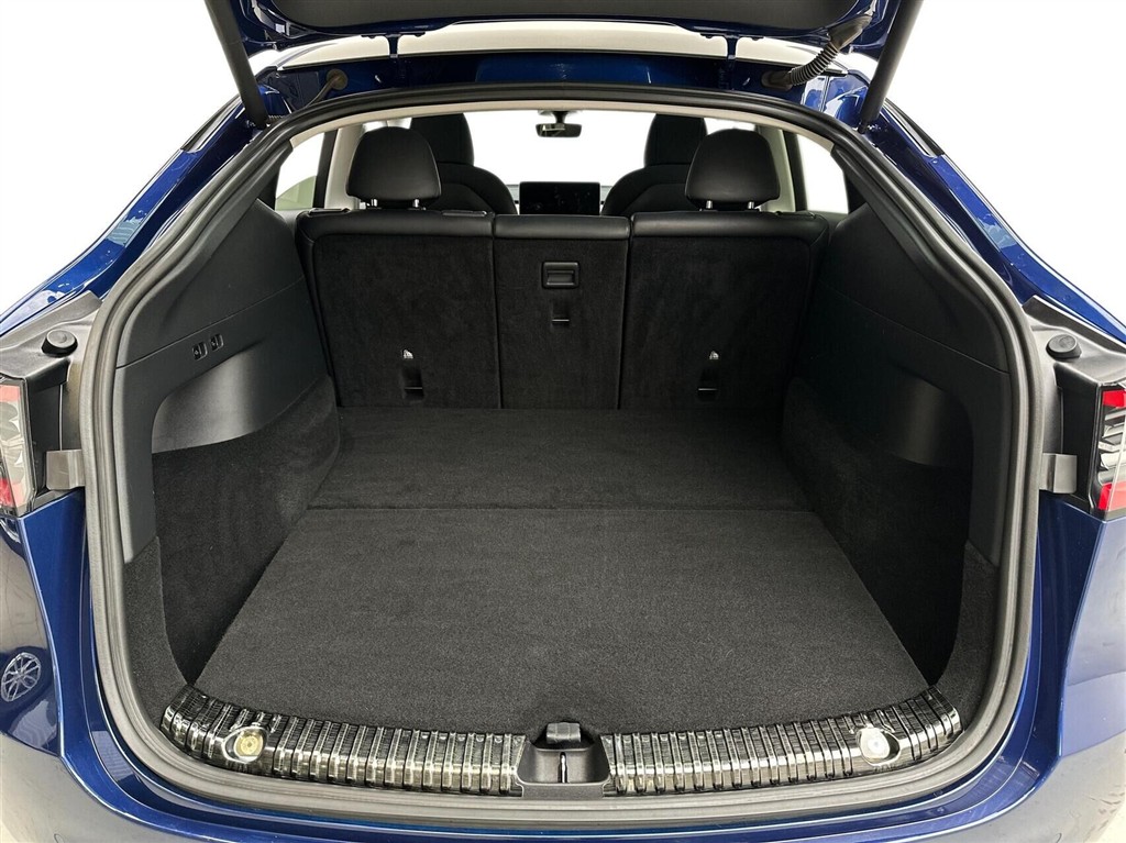 Tesla Model Y Long Range billede 14