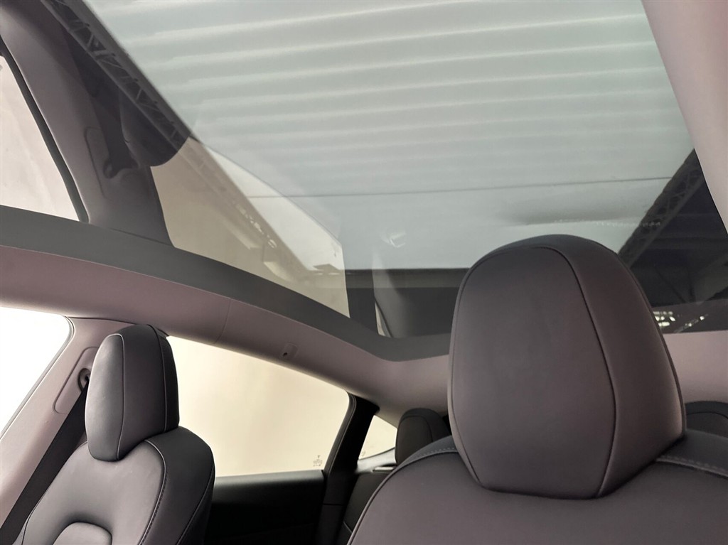 Tesla Model Y Long Range billede 20
