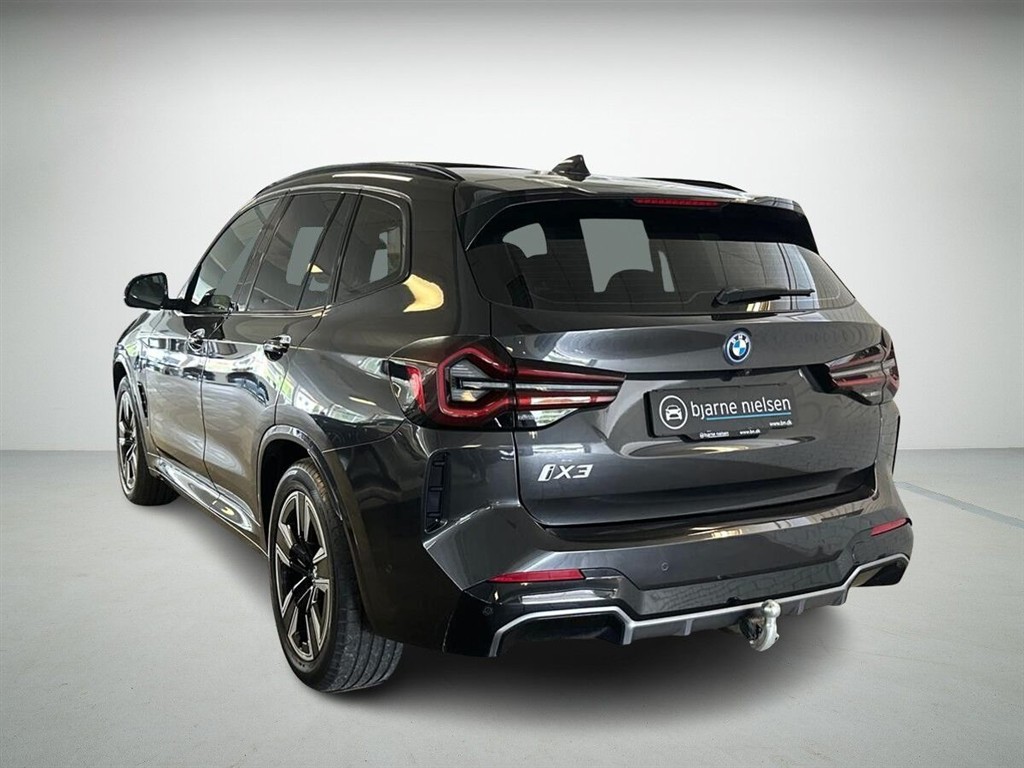 BMW iX3 M-Sport Charged billede 2
