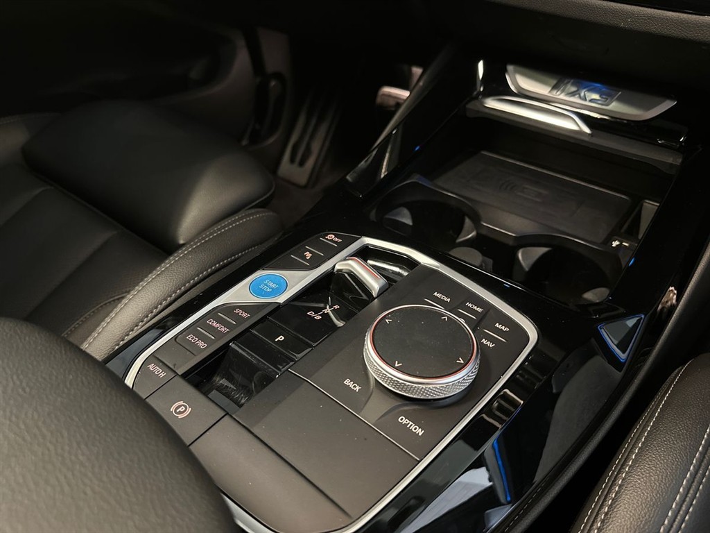 BMW iX3 M-Sport Charged billede 18