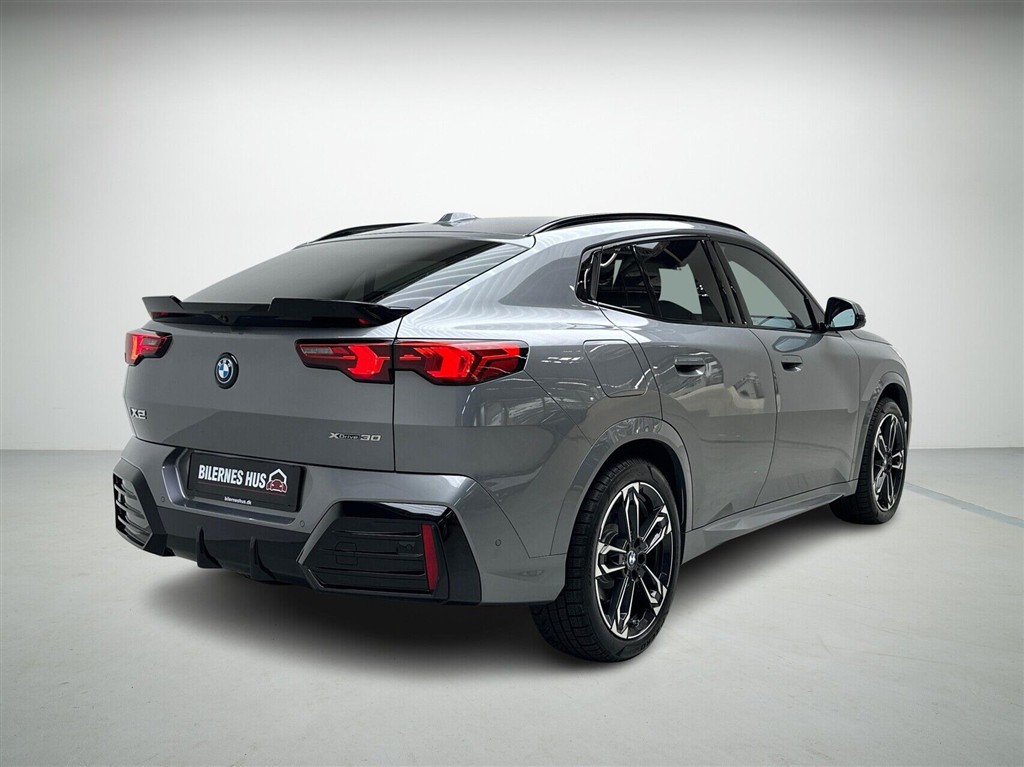 BMW iX2 M-Sport billede 2