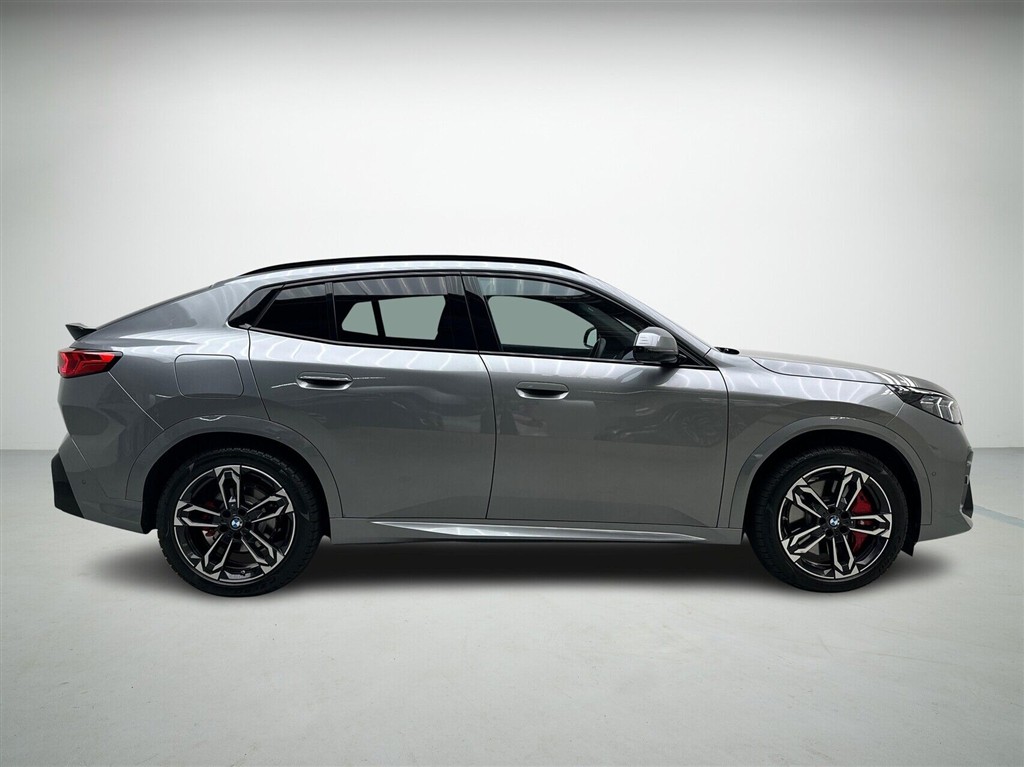 BMW iX2 M-Sport billede 6