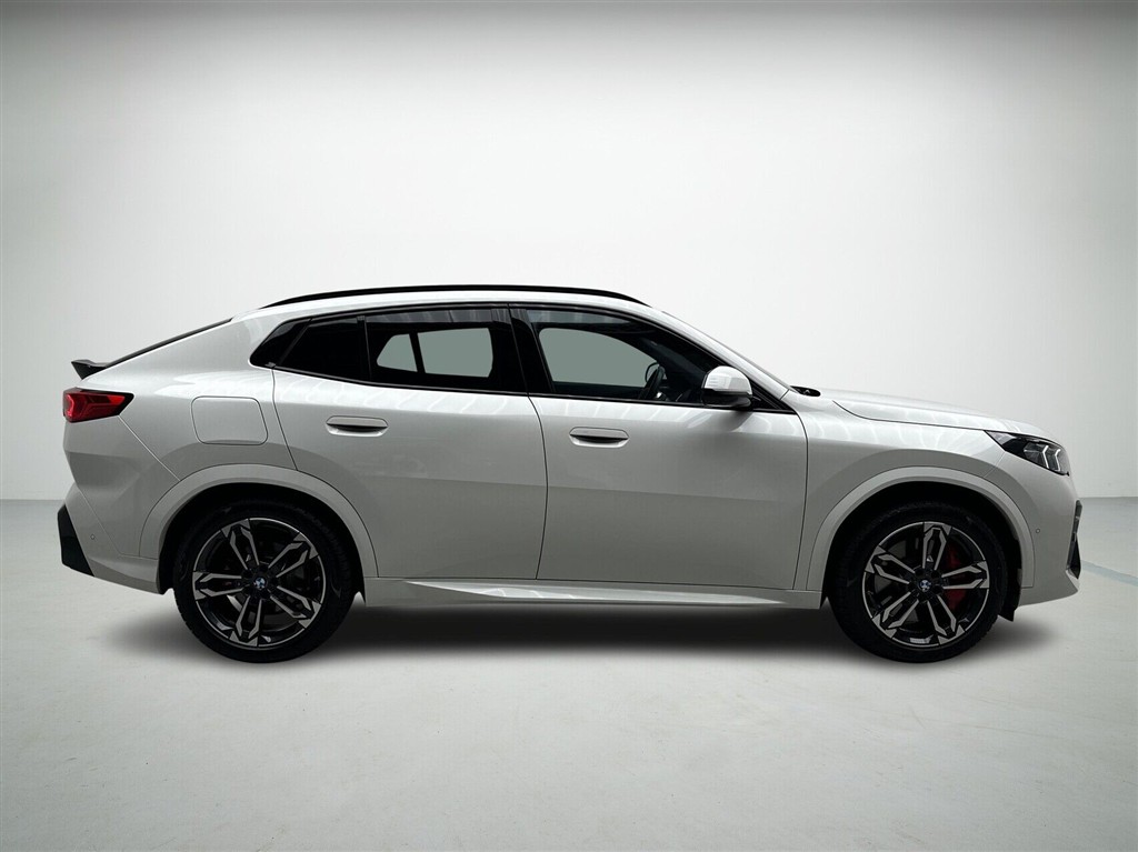 BMW iX2 M-Sport billede 6
