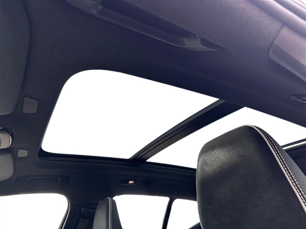 Volvo EX40 Black Edition Excess billede 46