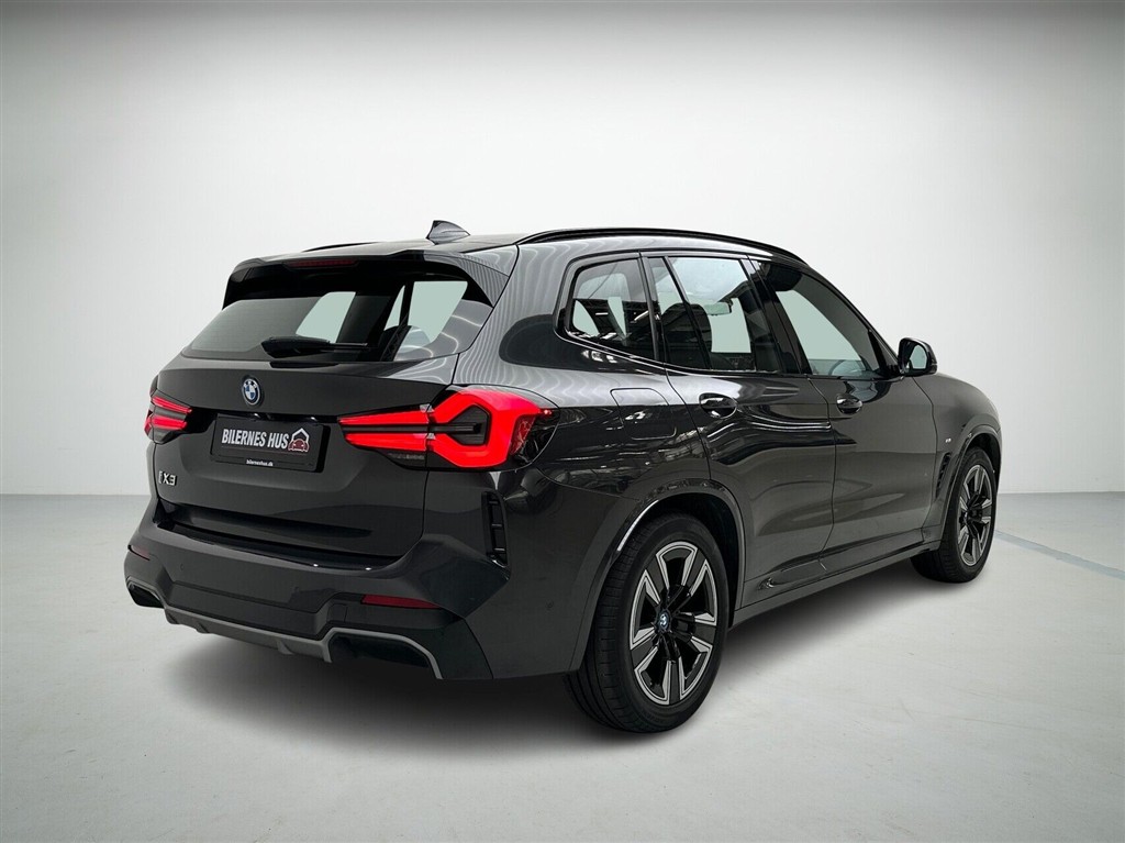 BMW iX3 M-Sport Charged billede 2