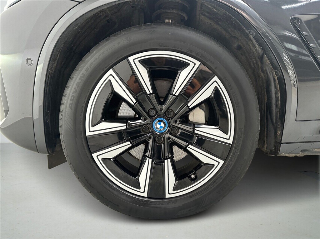 BMW iX3 M-Sport Charged billede 9