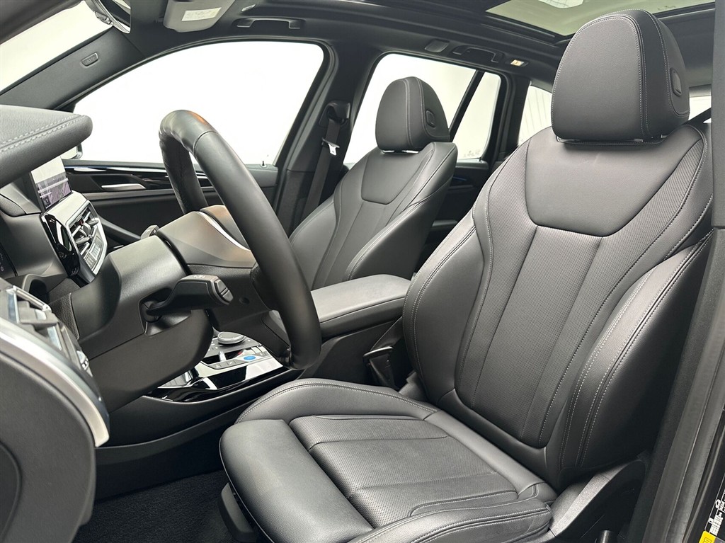 BMW iX3 M-Sport Charged billede 19
