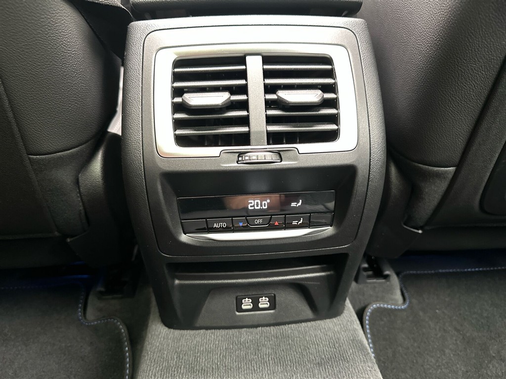 BMW iX3 M-Sport Charged billede 25
