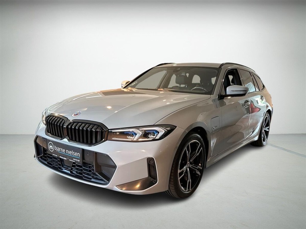 BMW 330e M-Sport