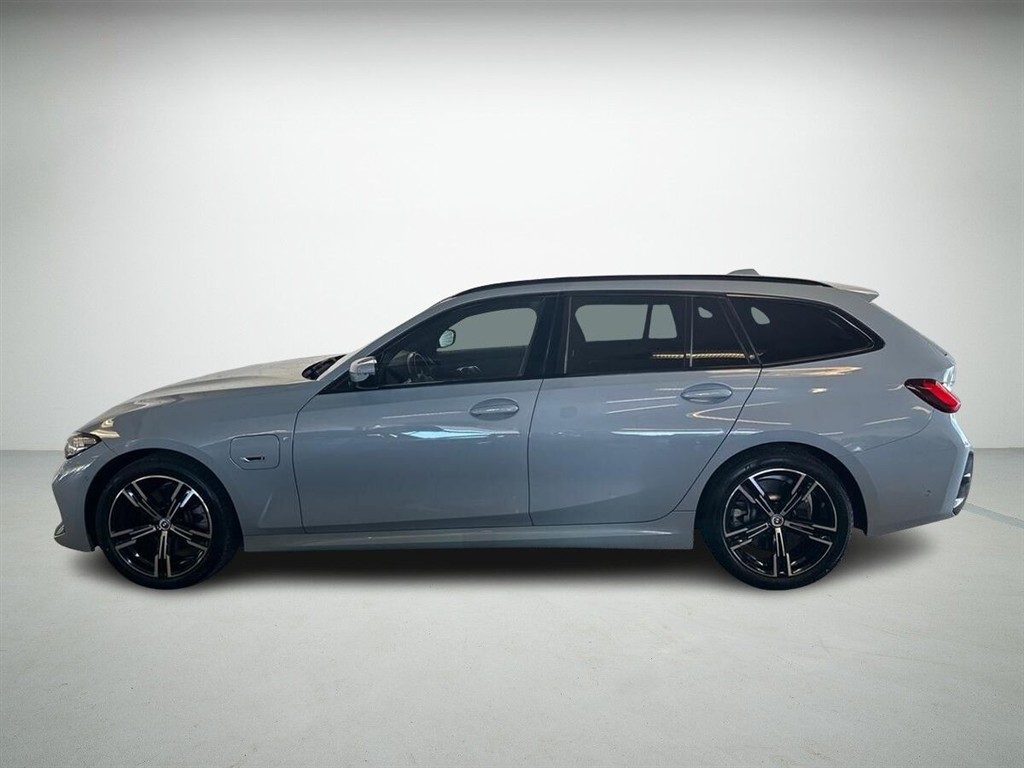 BMW 330e M-Sport billede 5