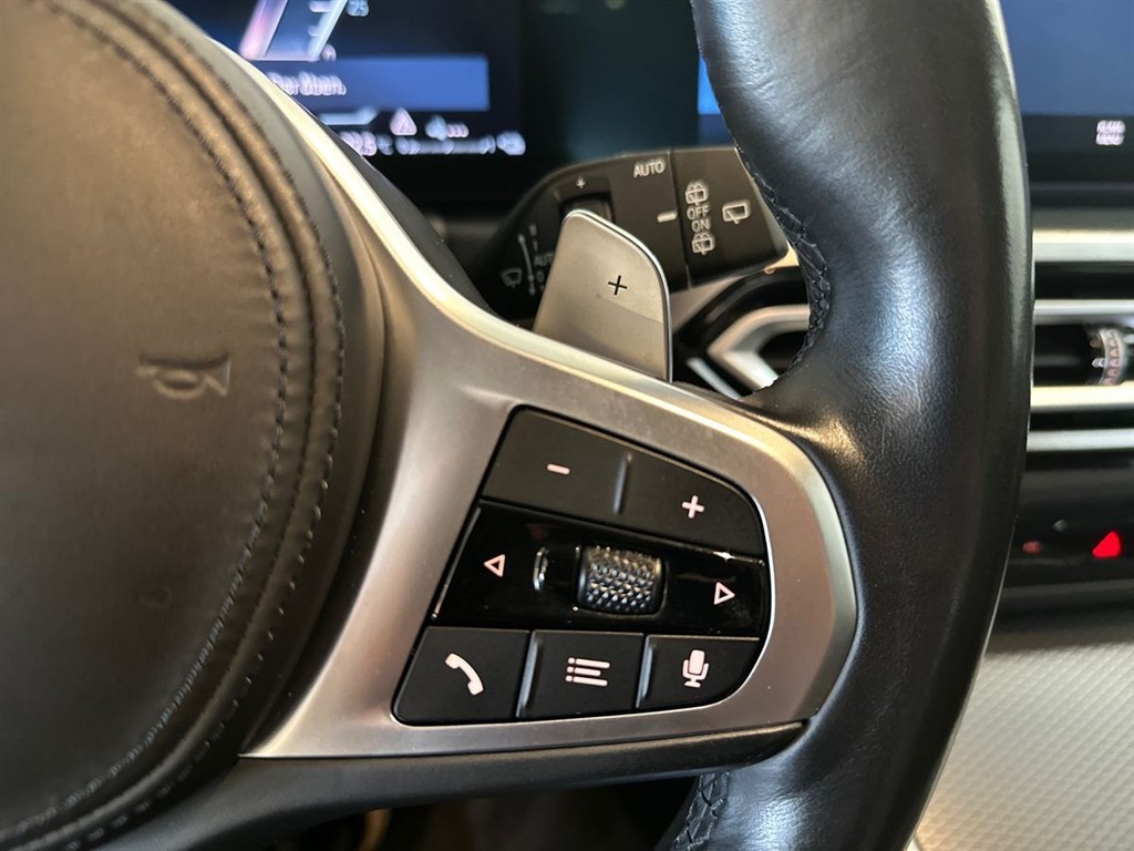 BMW 330e M-Sport billede 15