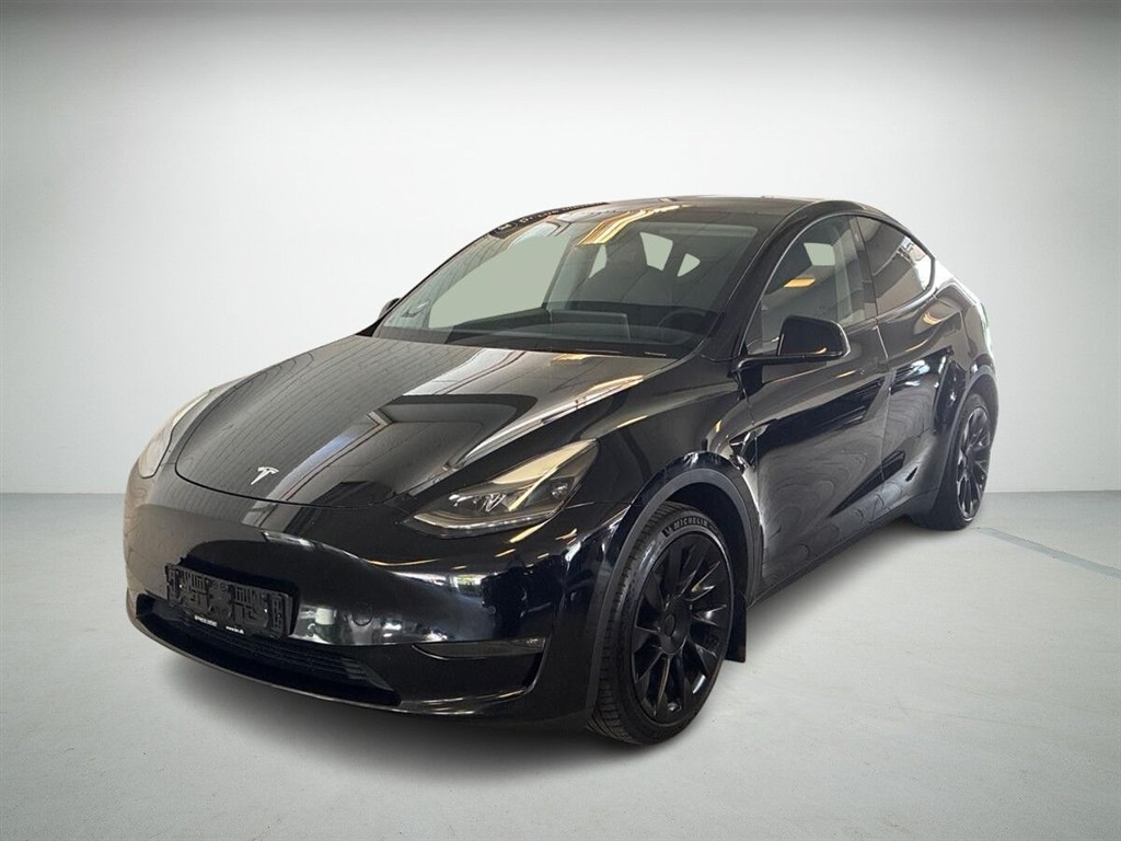 Tesla Model Y Long Range