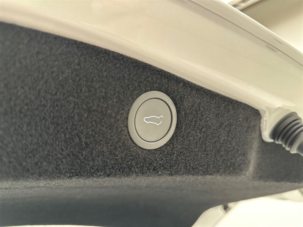 Tesla Model 3 Performance billede 22