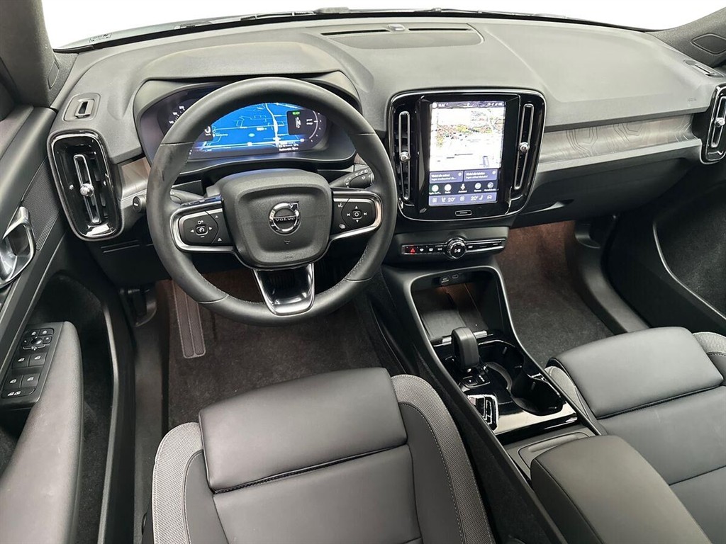 Volvo XC40 Plus billede 15