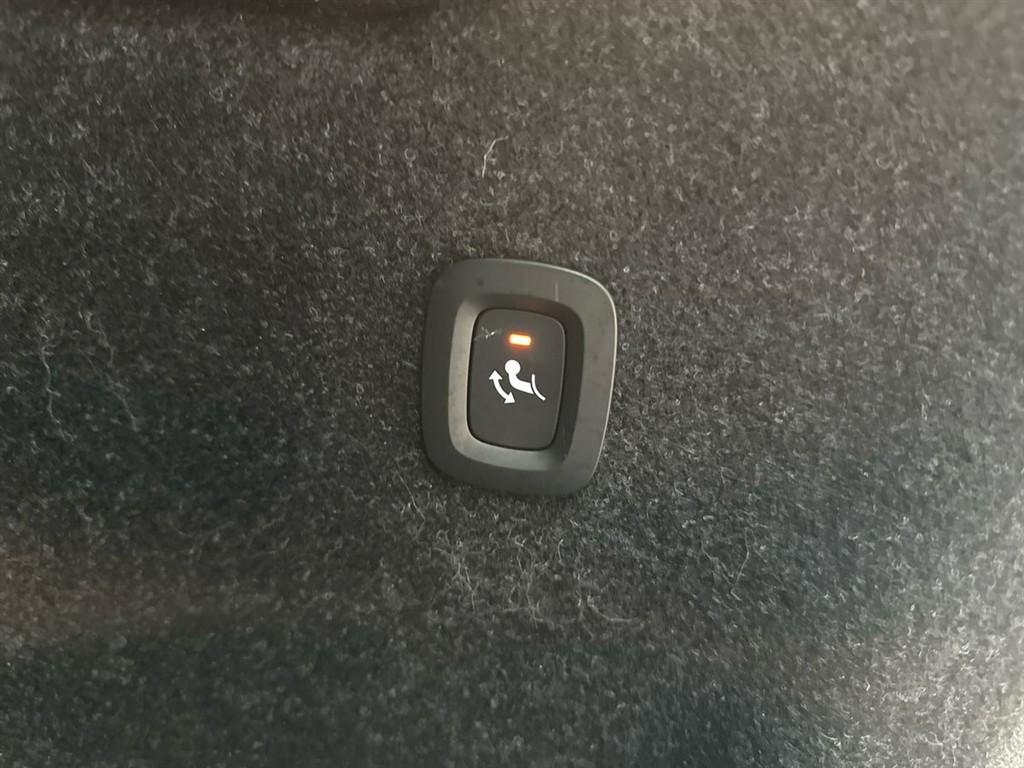 Volvo XC40 Plus billede 18