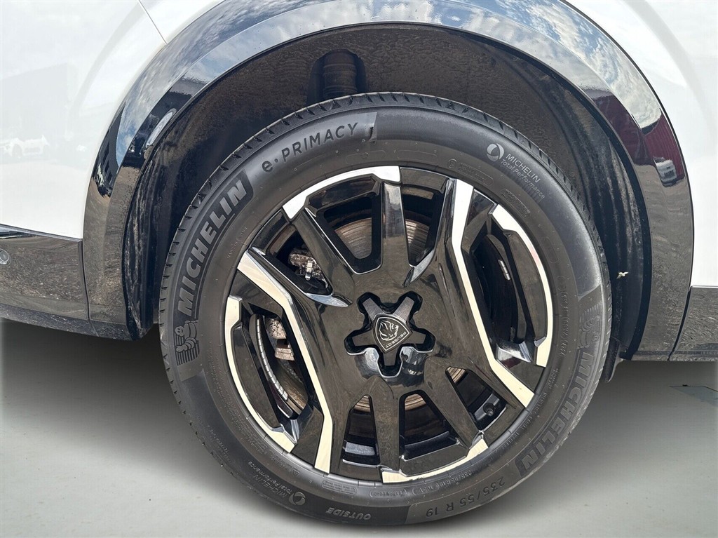 Peugeot e-5008 GT billede 8