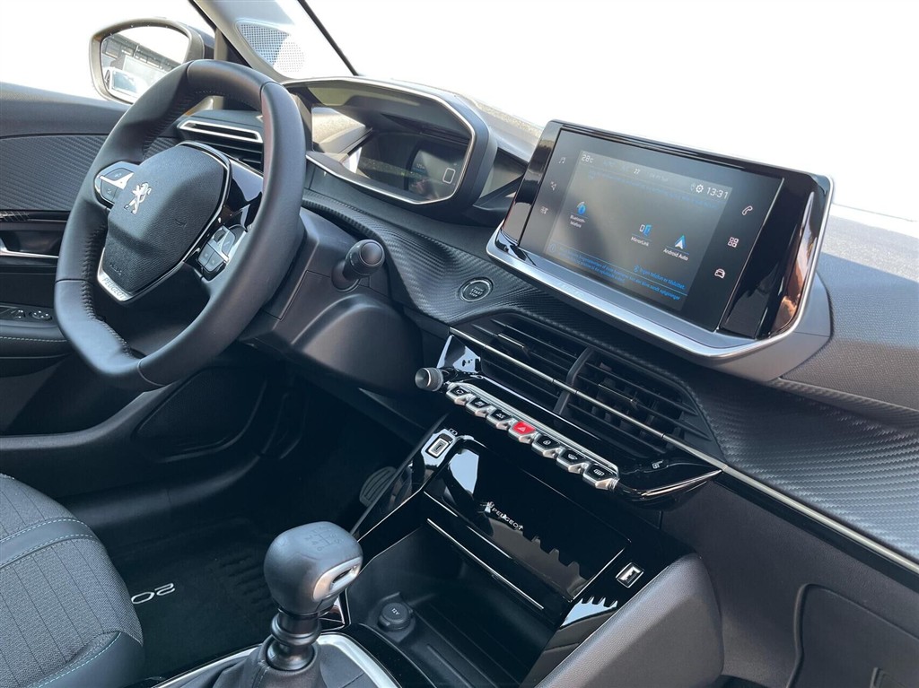 Peugeot 208 Black Selection billede 11