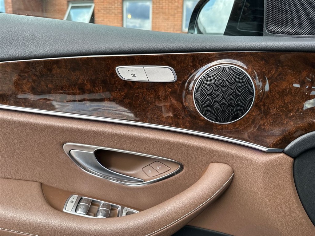 Mercedes-Benz E300 e Avantgarde billede 20