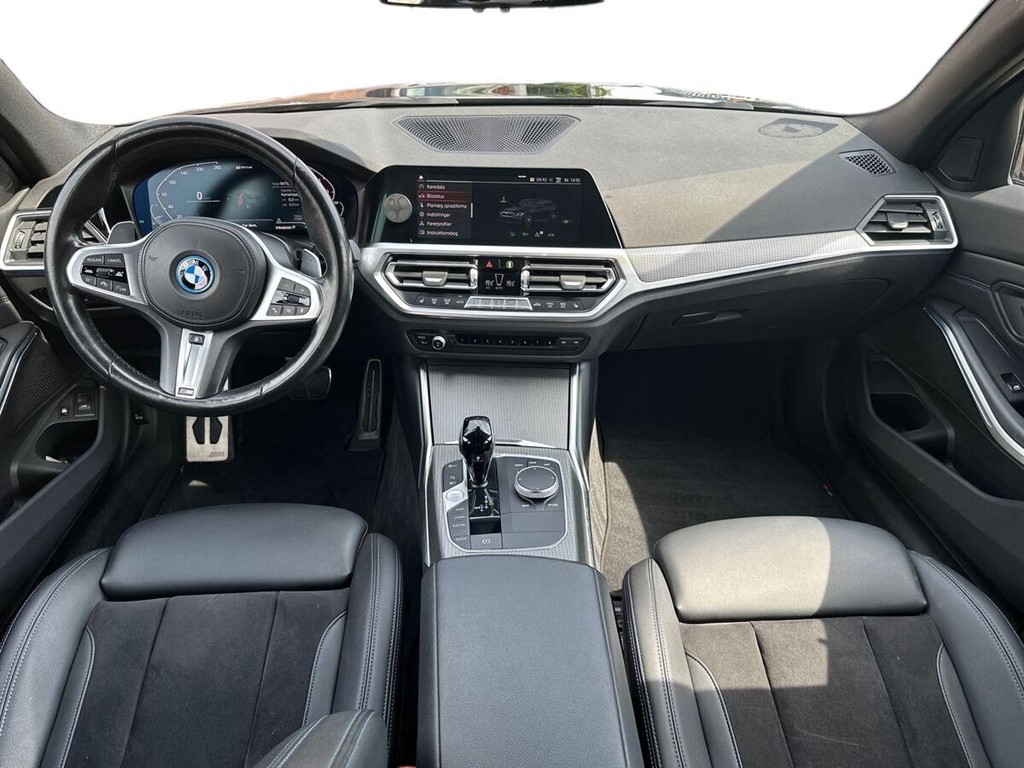 BMW 330e M-Sport billede 8