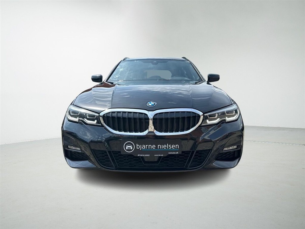 BMW 330e M-Sport billede 4
