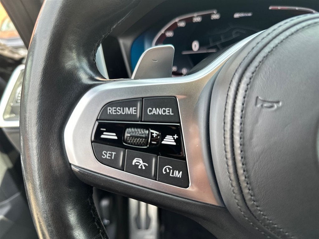 BMW 330e M-Sport billede 15