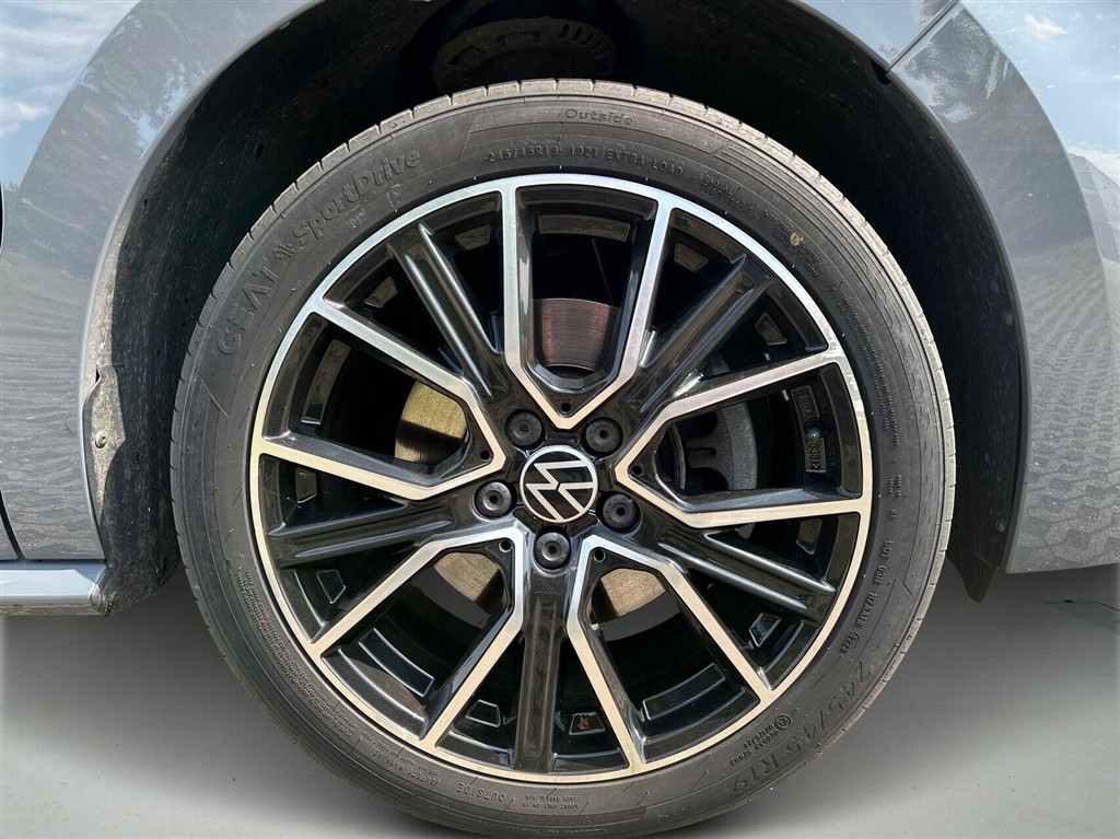 VW Multivan Life billede 8