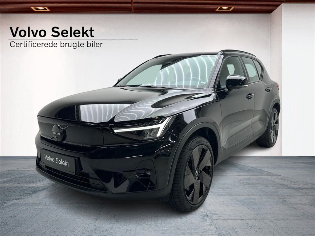 Volvo EX40 Black Edition