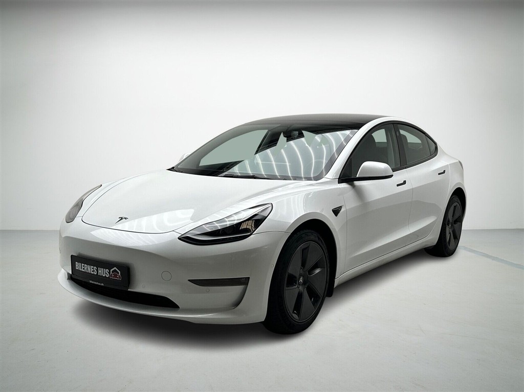 Tesla Model 3 Long Range