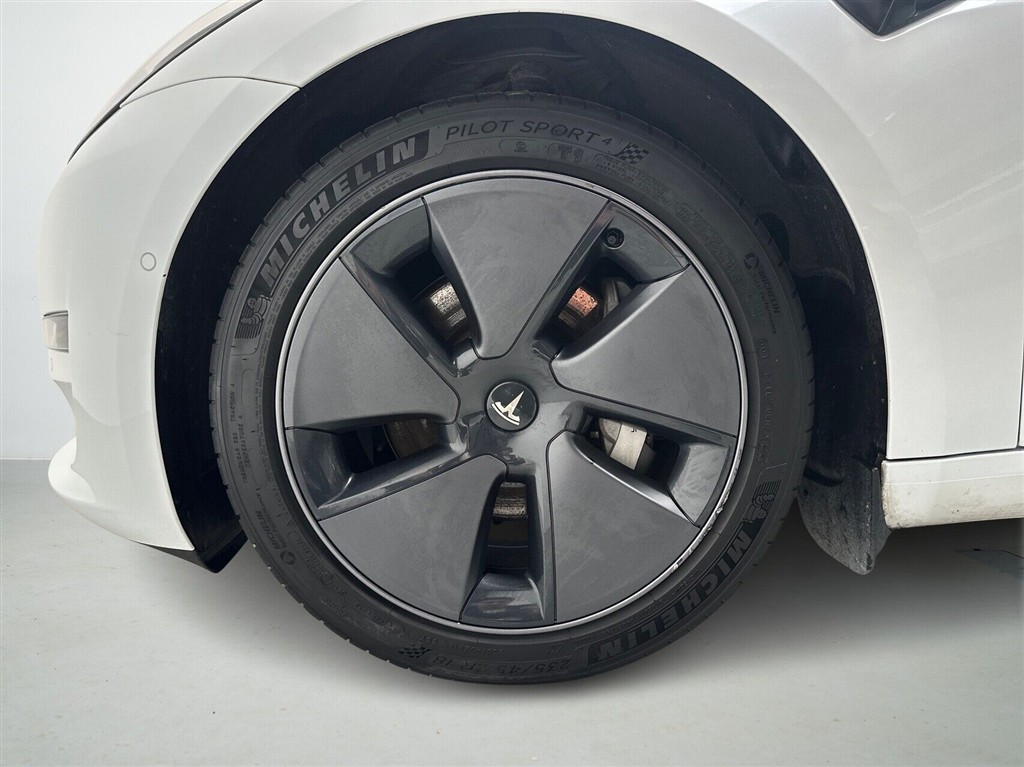 Tesla Model 3 Long Range billede 9