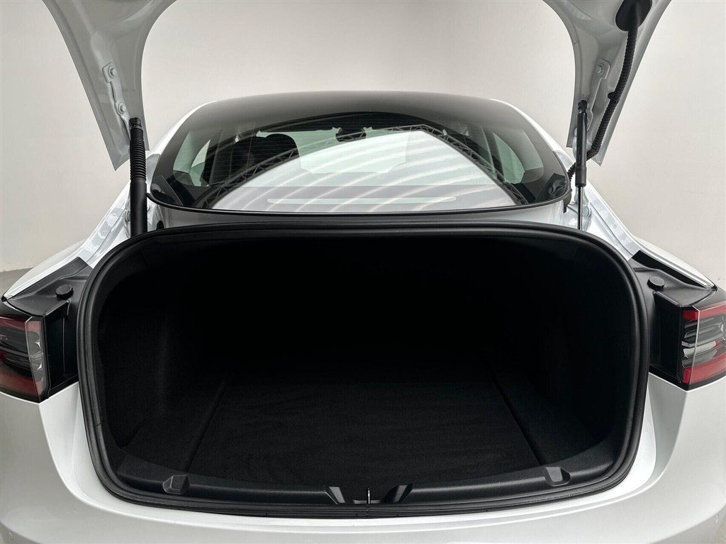 Tesla Model 3 Long Range billede 14