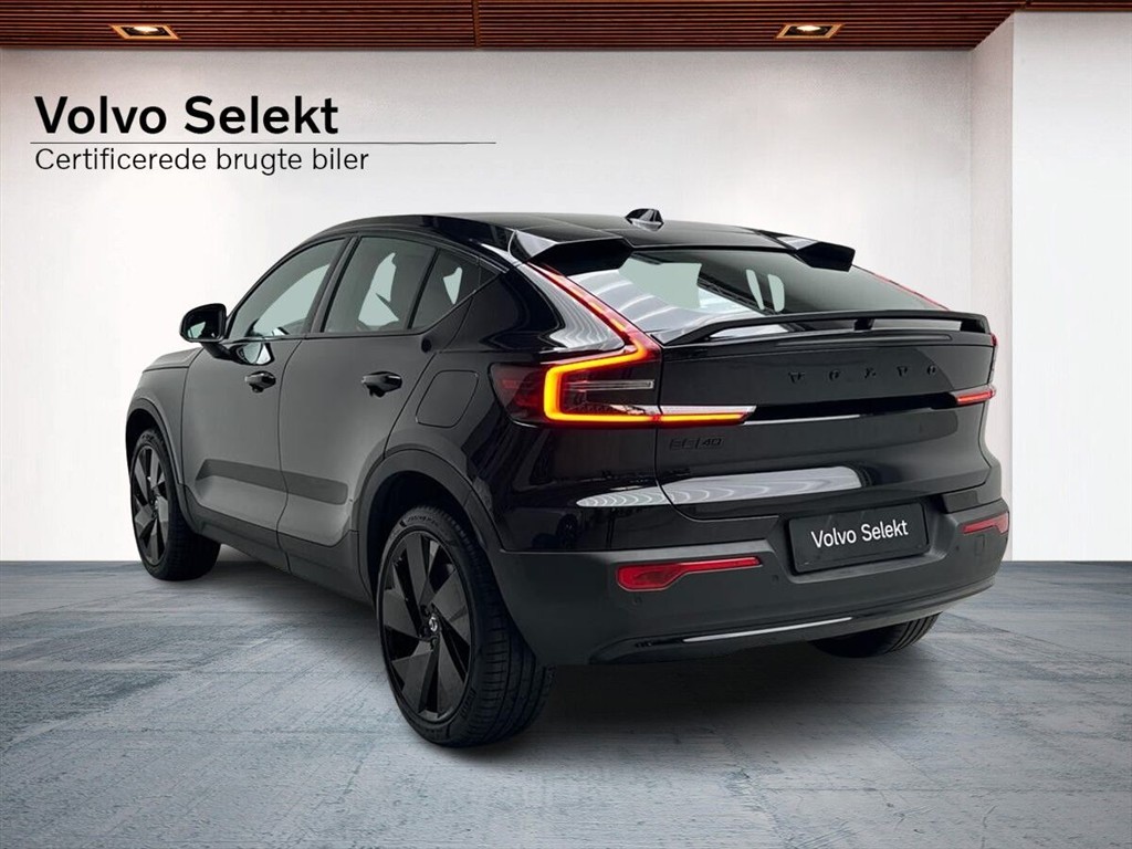 Volvo EC40 Black Edition billede 2