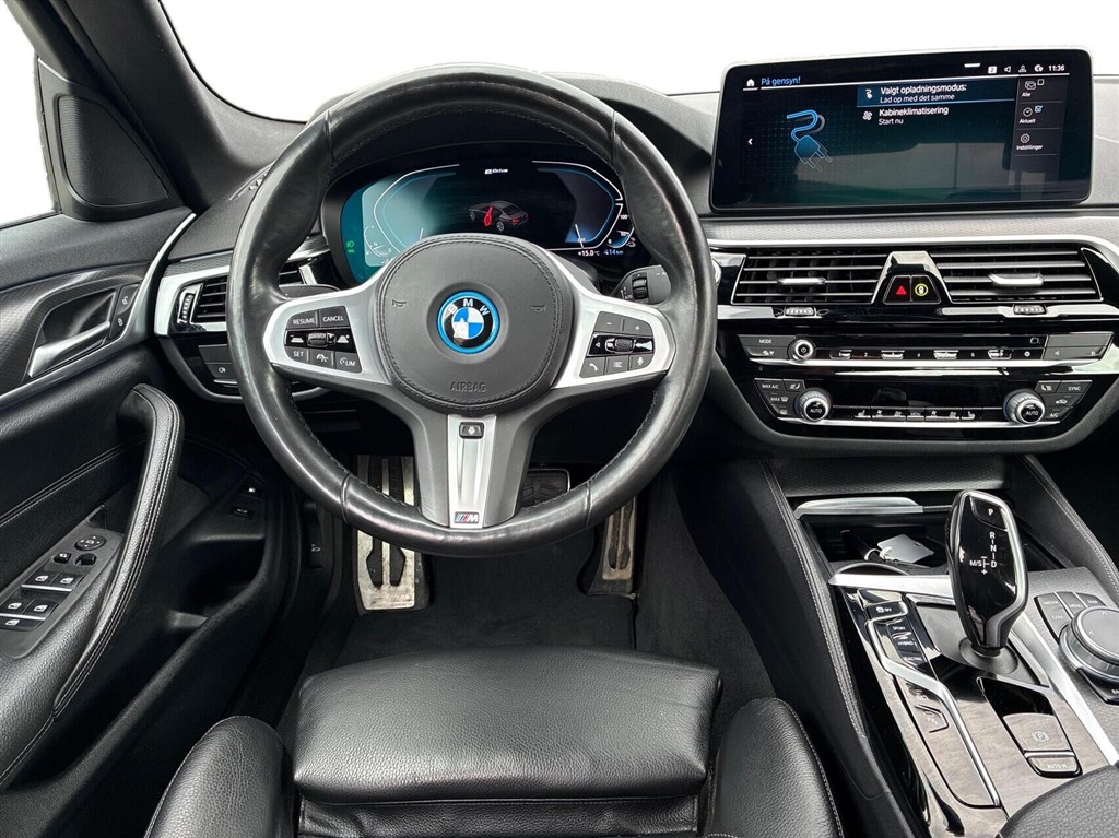 BMW 545e M-Sport billede 11