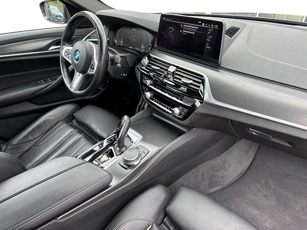BMW 545e M-Sport billede 12