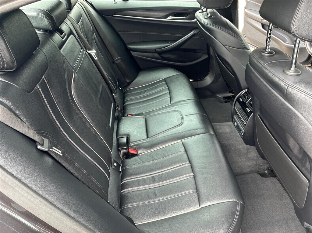 BMW 545e M-Sport billede 14