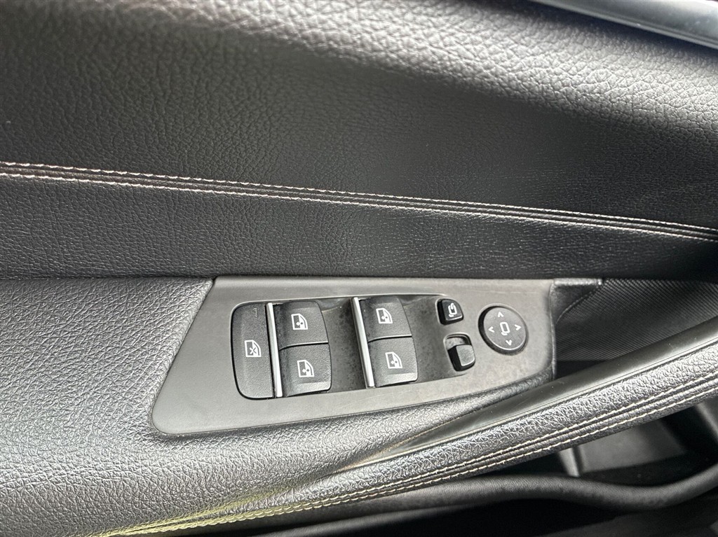 BMW 545e M-Sport billede 18