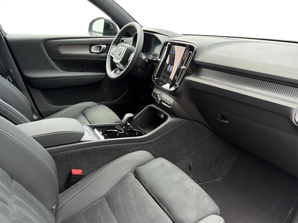 Volvo EX40 Black Edition Excess billede 5