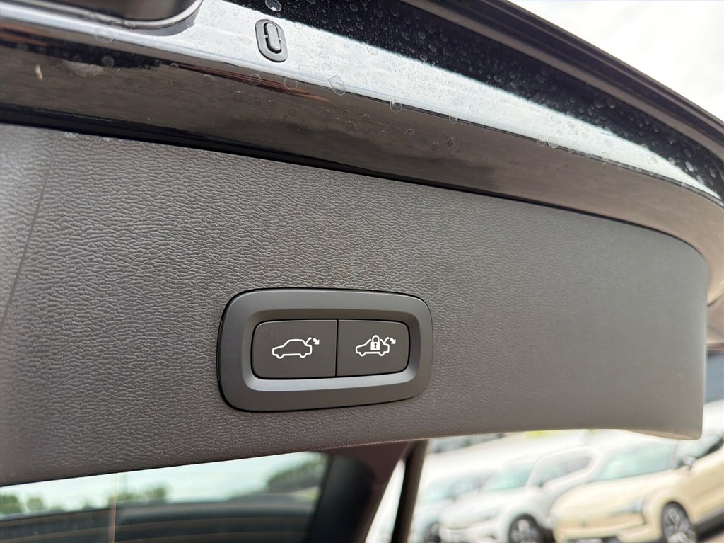 Volvo EX40 Black Edition Excess billede 16