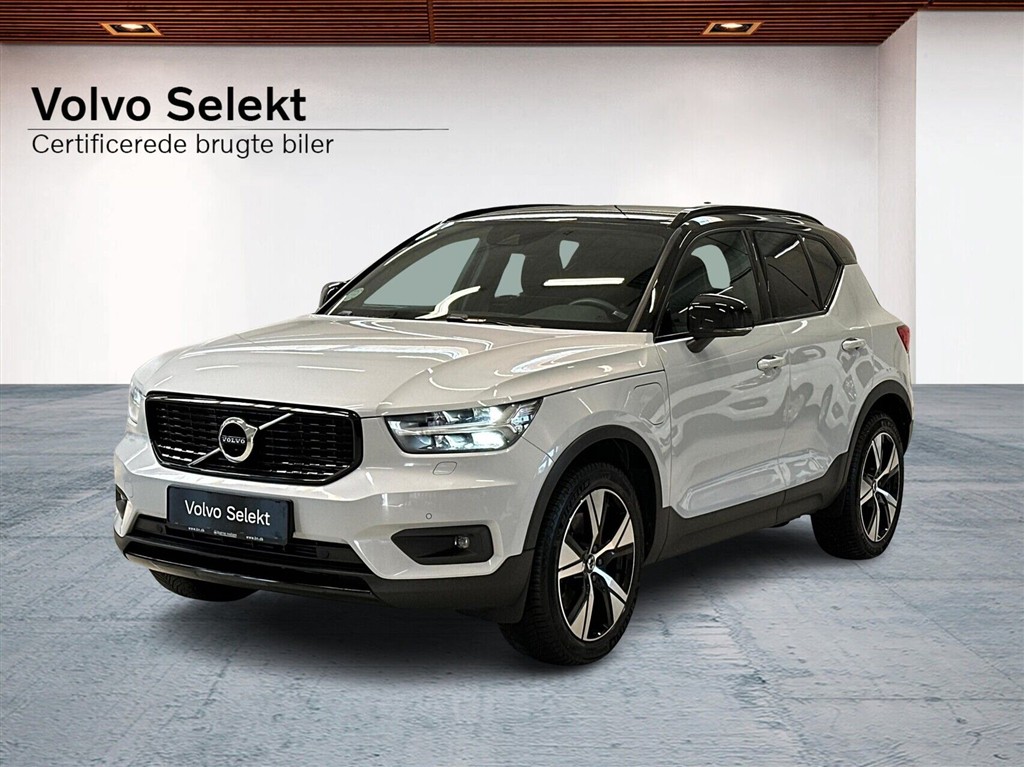 Volvo XC40 R-design