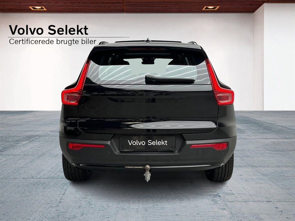 Volvo EX40 Black Edition billede 8