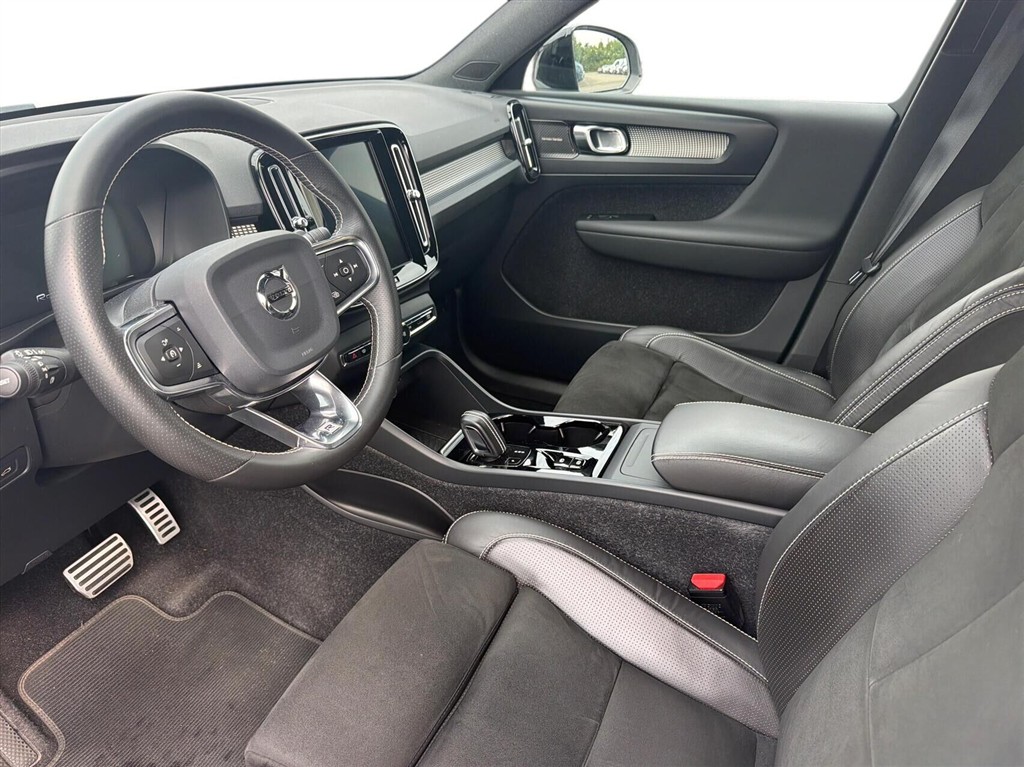 Volvo XC40 R-design billede 18