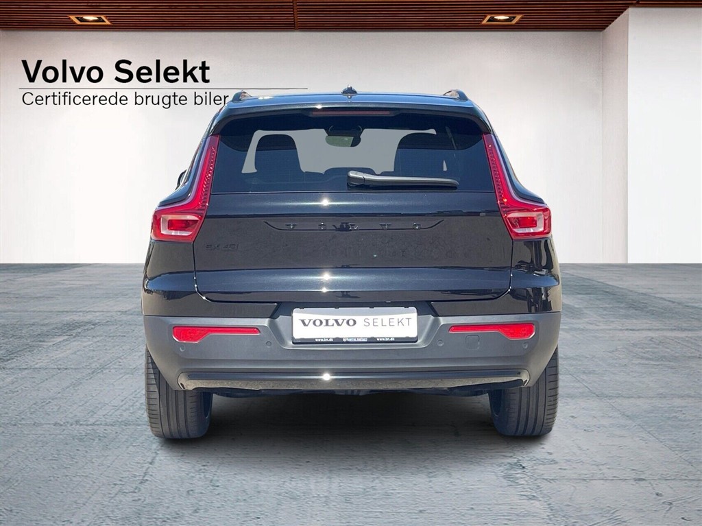 Volvo EX40 Black Edition billede 8