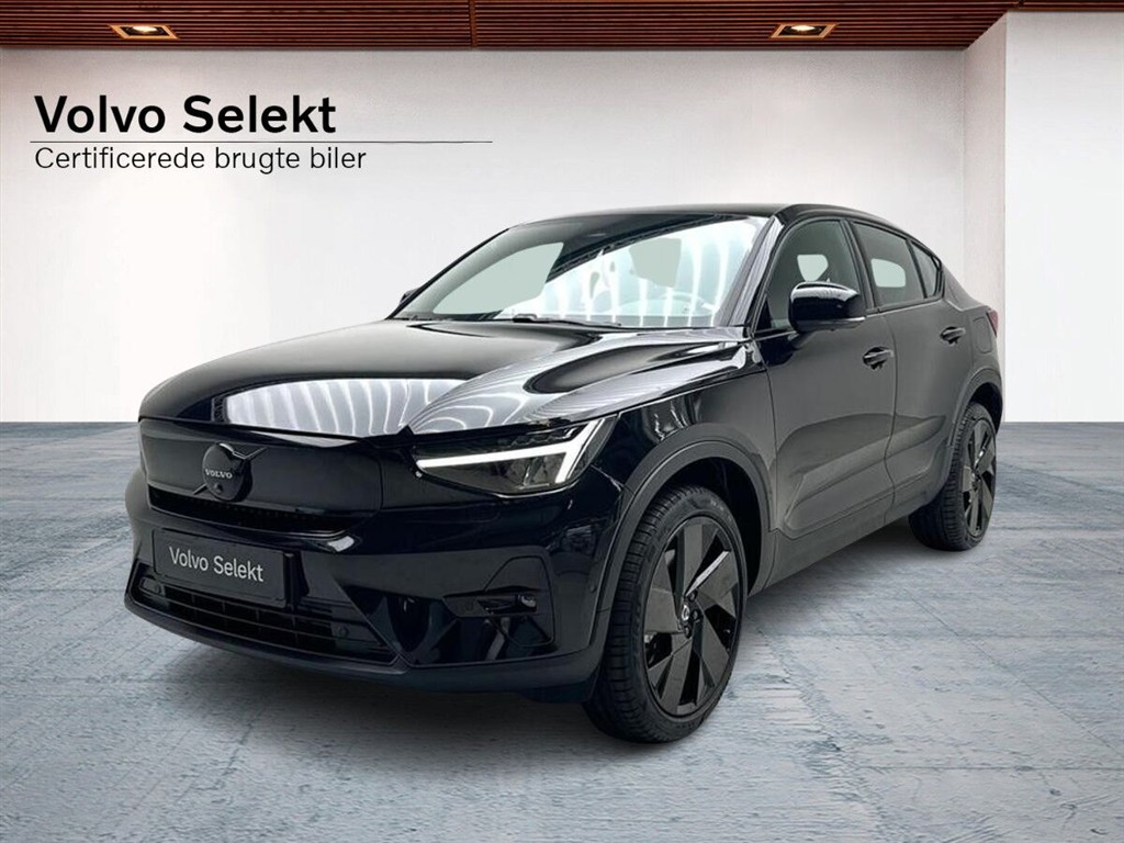 Volvo EC40 Black Edition