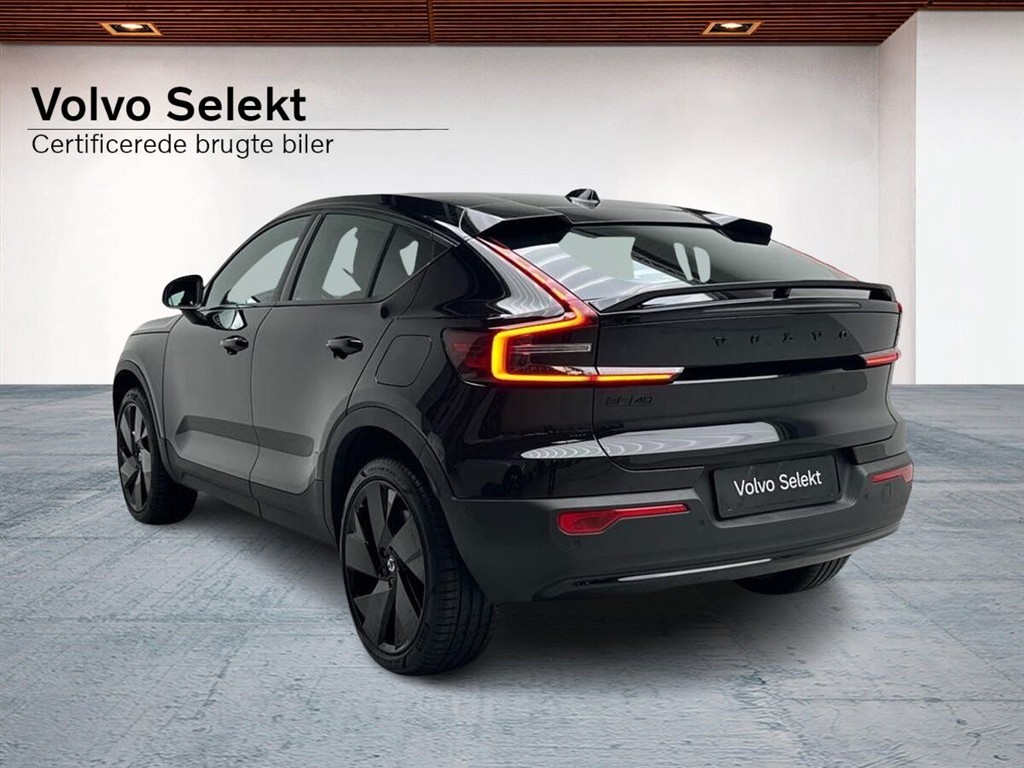 Volvo EC40 Black Edition billede 2