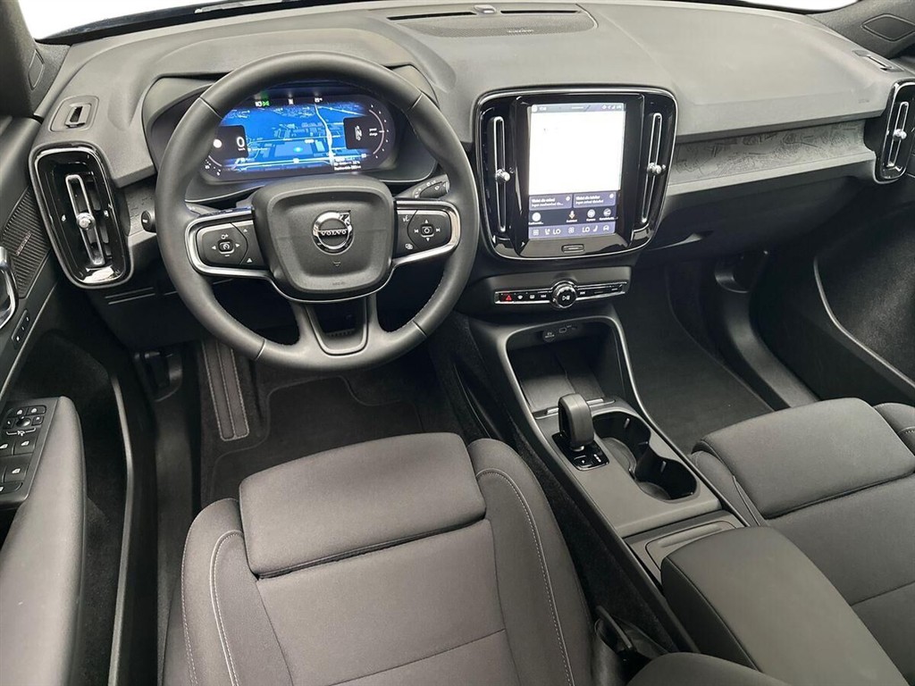 Volvo EC40 Black Edition billede 16