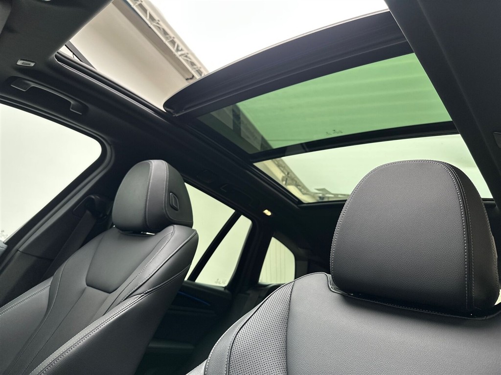 BMW iX3 M-Sport Charged billede 22