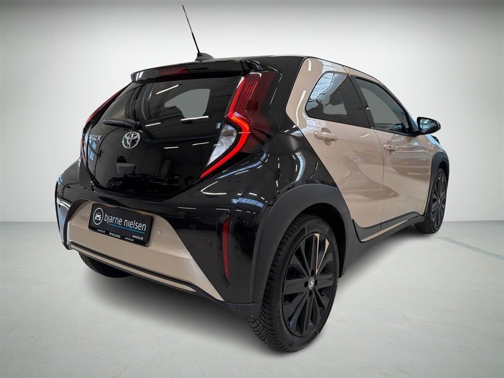 Toyota Aygo X-Press billede 2