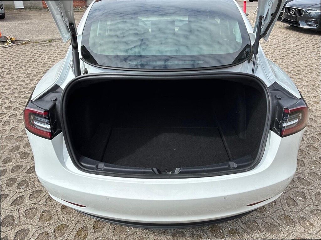 Tesla Model 3 Performance billede 14