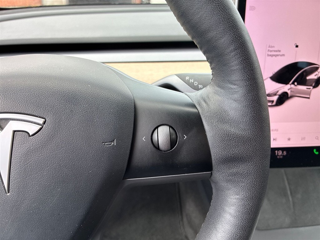 Tesla Model 3 Performance billede 17